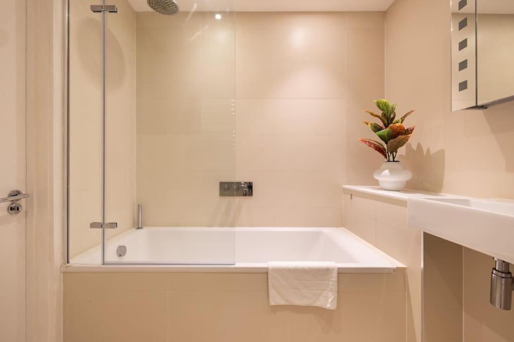 Wild Roses Serviced Apartments - Borough London Exterior foto